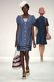 Spring Summer 09 - Catwalk 20