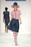 Spring Summer 09 - Catwalk 22