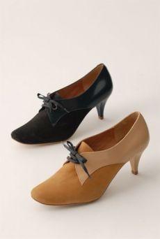 AW1213 SPINSTER'S SHOE - BLACK